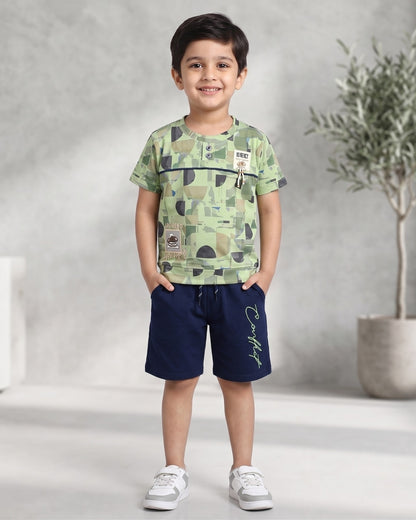 Conflict Half Sleeves T-Shirt & Shorts Set | Green