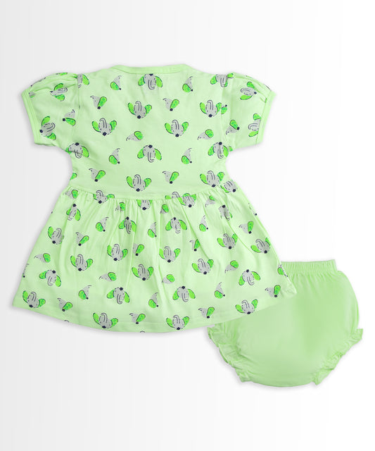 Elephant Half Sleeves Frock & Bloomer Pant Set | Green