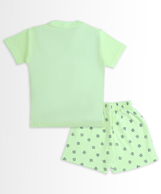 Feather Half Sleeves T-Shirt & Half Pant Set | Green