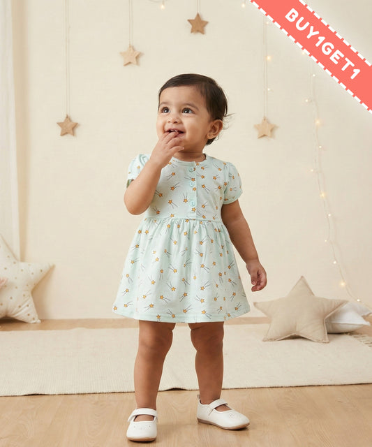 Shooting Star Half Sleeves Frock & Bloomer Pant Set