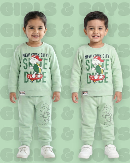 Skate Dude Full Sleeves Sweatshirt and Joggers Set | Green