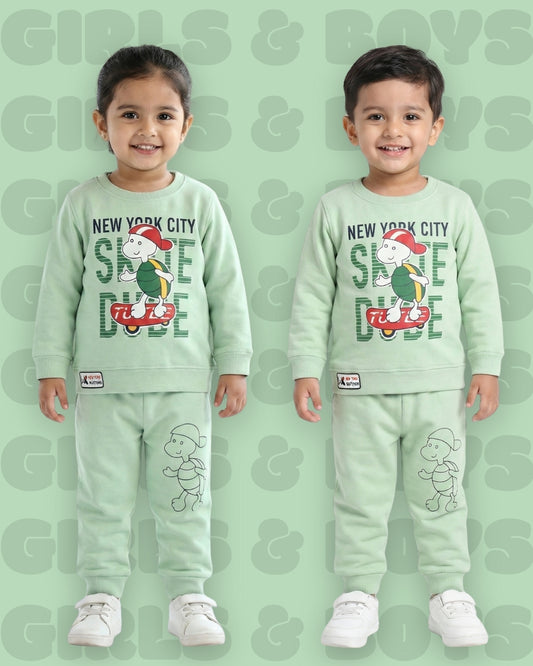 Skate Dude Full Sleeves Sweatshirt and Joggers Set | Green