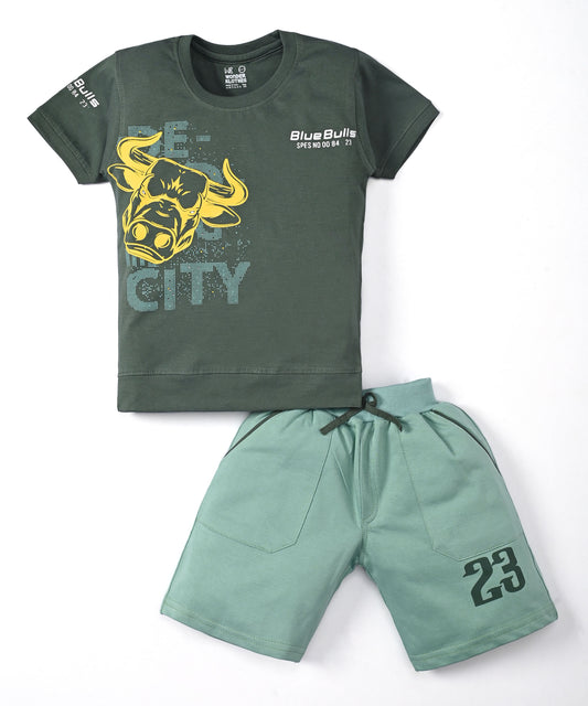 Bulls City Half Sleeves T-Shirt & Shorts Set | Green