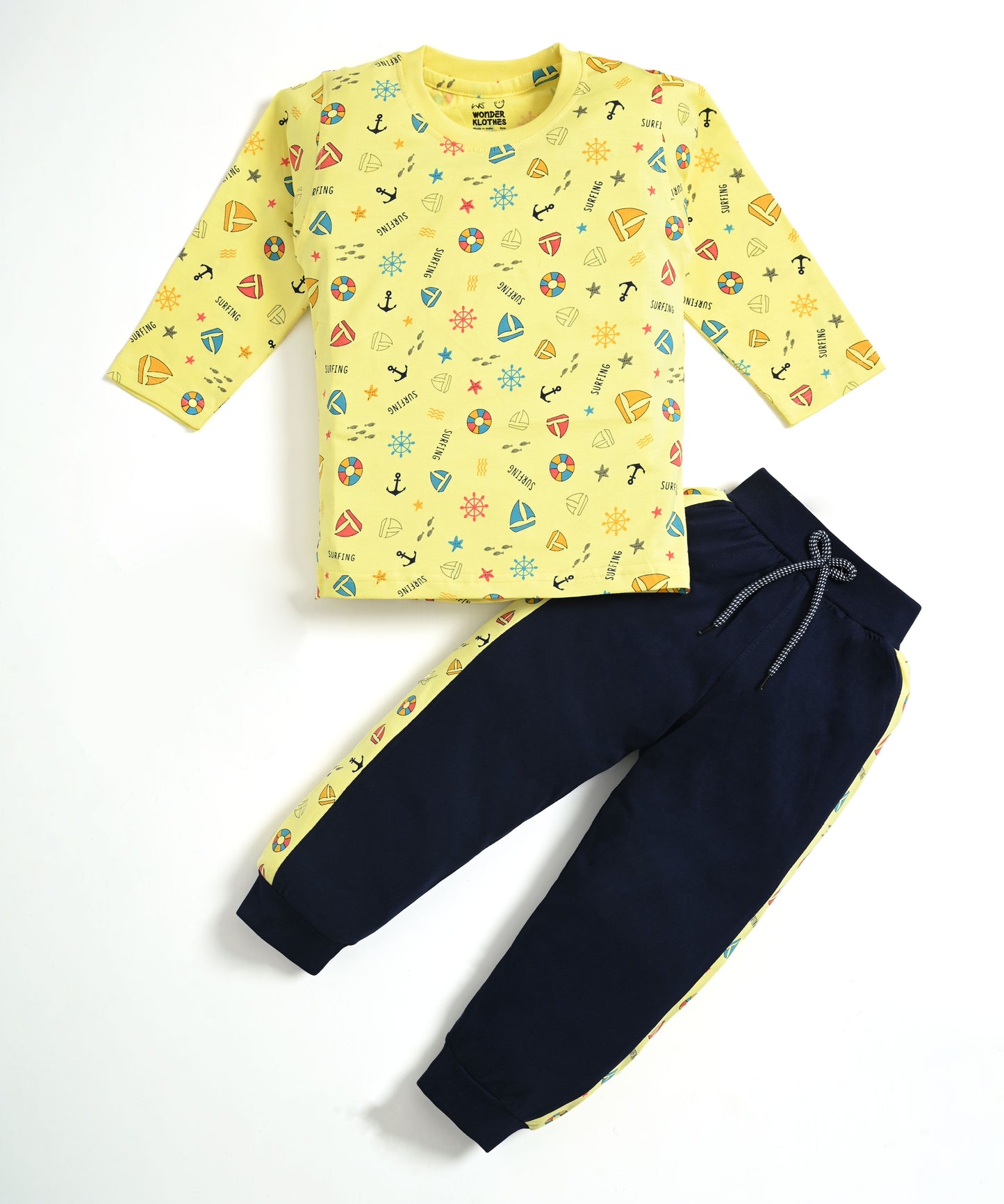 Surfing Beach Full Sleeves T-Shirt & Pyjama Set