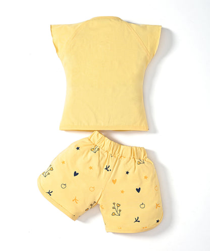 Apple Jar Raglan Short Sleeves Front Open Top & Hot Pant Set | Yellow